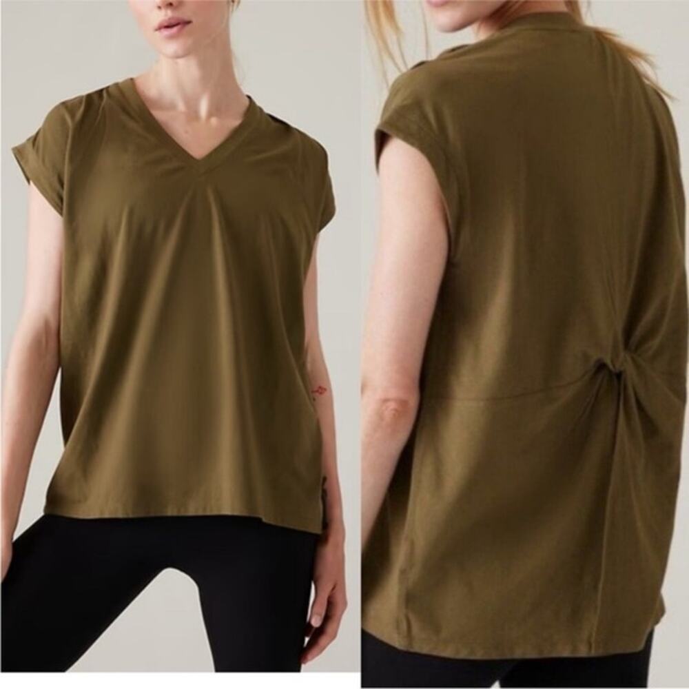 Athleta Outbound Twist Tee shirt 1X knot back olive green v-neck cotton